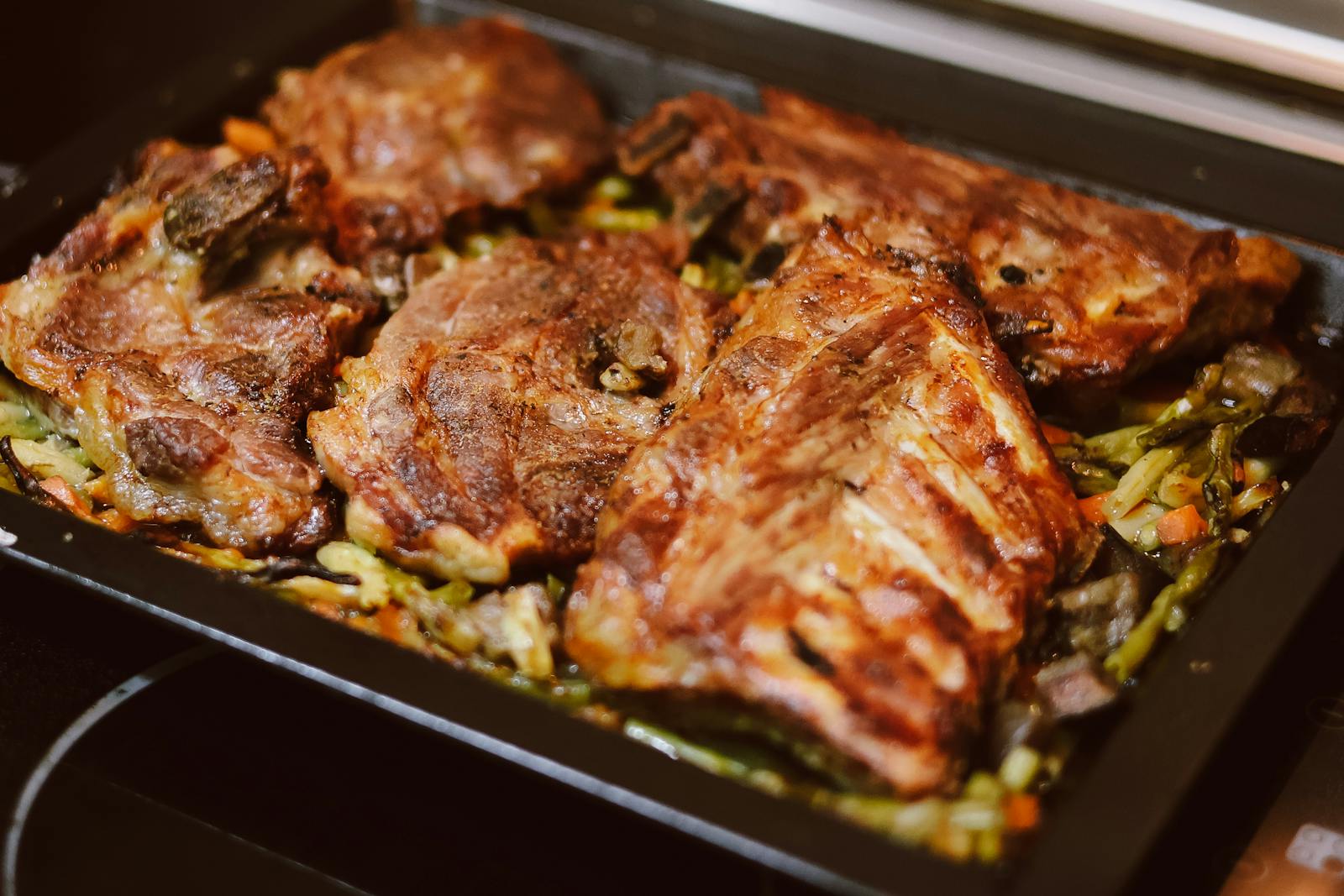 Jak zamarynować mięso do piekarnika?